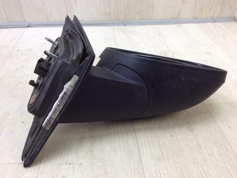 Зеркало правое TAURUS 10-19