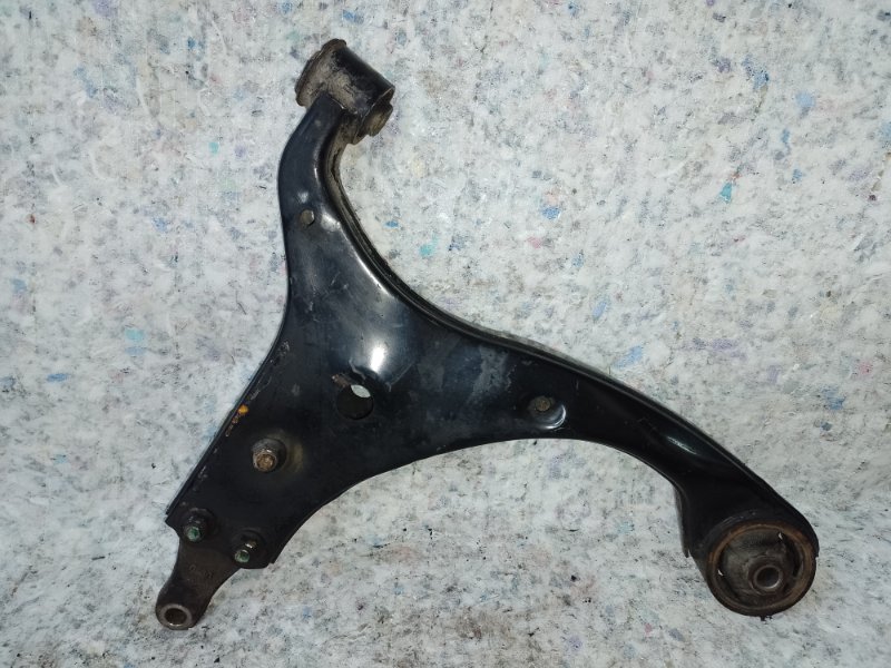 Рычаг передней подвески нижний левый I30 FD 07-12