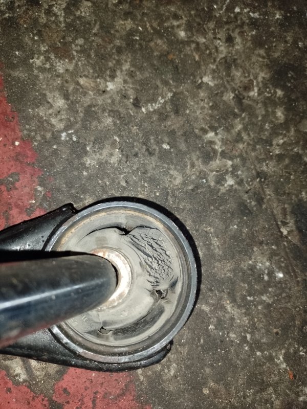 Рычаг передней подвески нижний правый I30 FD 07-12 Рычаг передней подвески нижний правый I30 FD 07-12