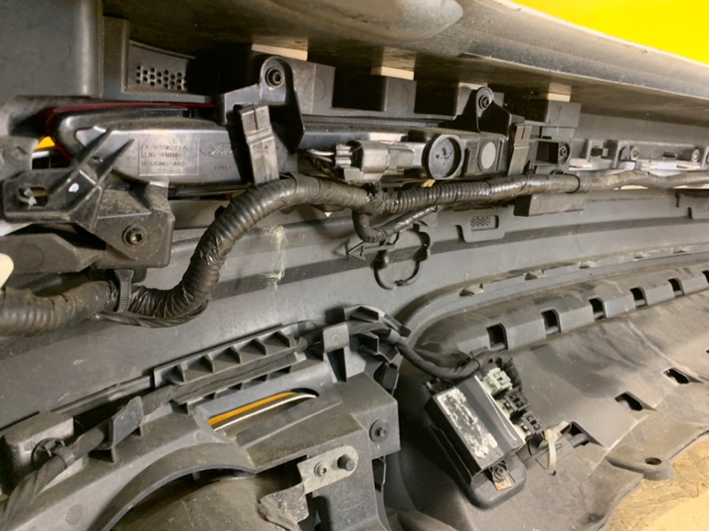 Бампер задний EDGE 15-