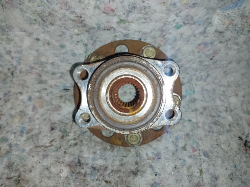 Ступица задняя OUTLANDER XL 05-13