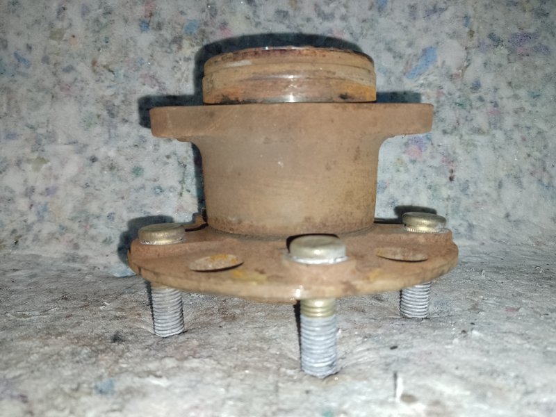 Ступица задняя MITSUBISHI OUTLANDER XL 05-13