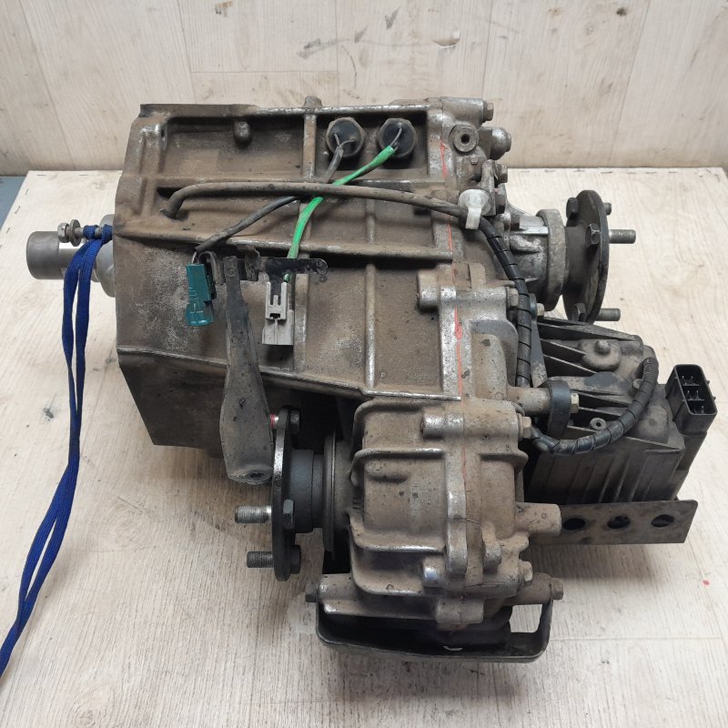 Раздаточная коробка LAND CRUISER PRADO 120 02-09 4.0 1GR-FE Раздаточная коробка LAND CRUISER PRADO 120 02-09 4.0 1GR-FE
