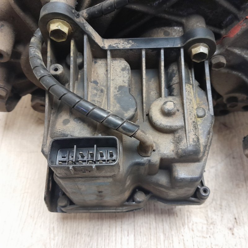 Раздаточная коробка LAND CRUISER PRADO 120 02-09 4.0 1GR-FE Раздаточная коробка LAND CRUISER PRADO 120 02-09 4.0 1GR-FE