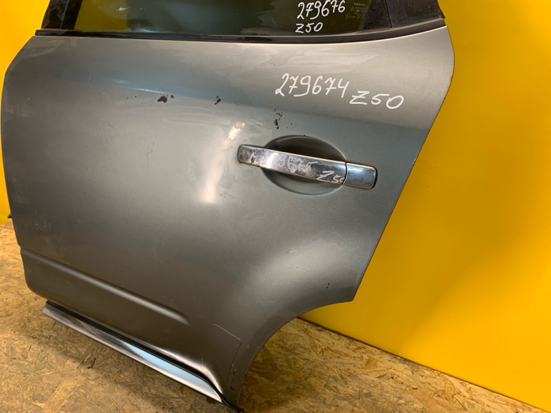 Дверь задняя левая MURANO Z50 02-07