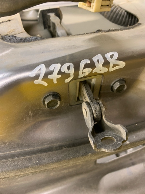 Запчасть ограничитель двери задний правый NISSAN MURANO Z51 07-14 82430-1AA0A Б/У Ограничитель двери задний правый NISSAN MURANO Z51 07-14 82430-1AA0A Б/У