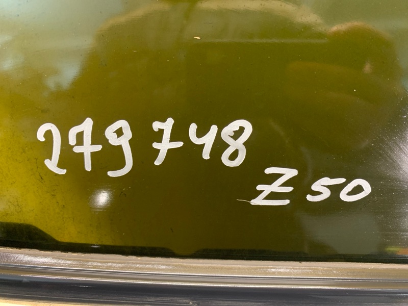 Стекло двери заднее правое MURANO Z50 02-07 Стекло двери заднее правое MURANO Z50 02-07