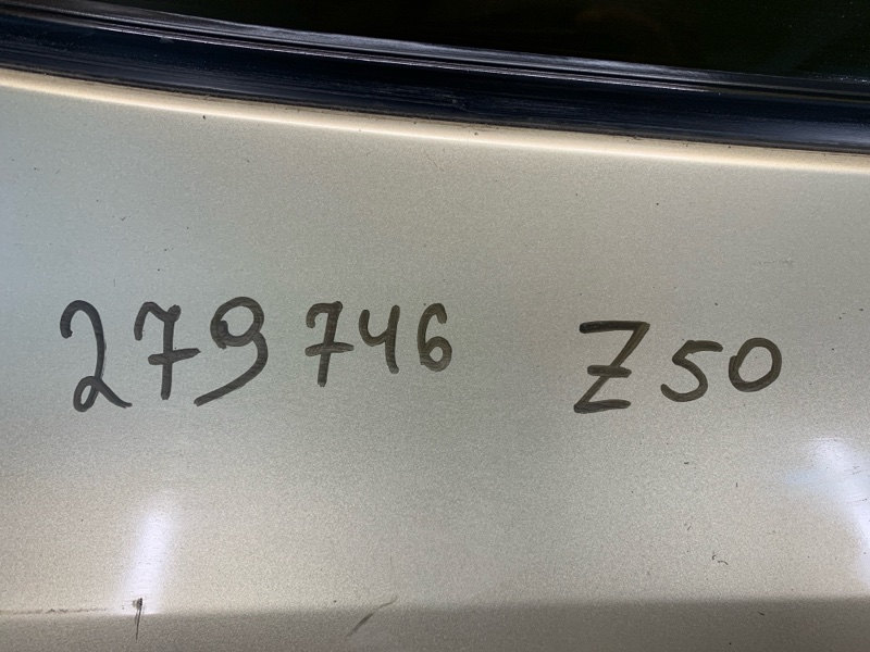 Дверь задняя правая MURANO Z50 02-07