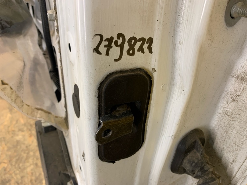 Запчасть ограничитель двери задний левый NISSAN QASHQAI 07-14 82430-JD000 Б/У Ограничитель двери задний левый NISSAN QASHQAI 07-14 82430-JD000 Б/У