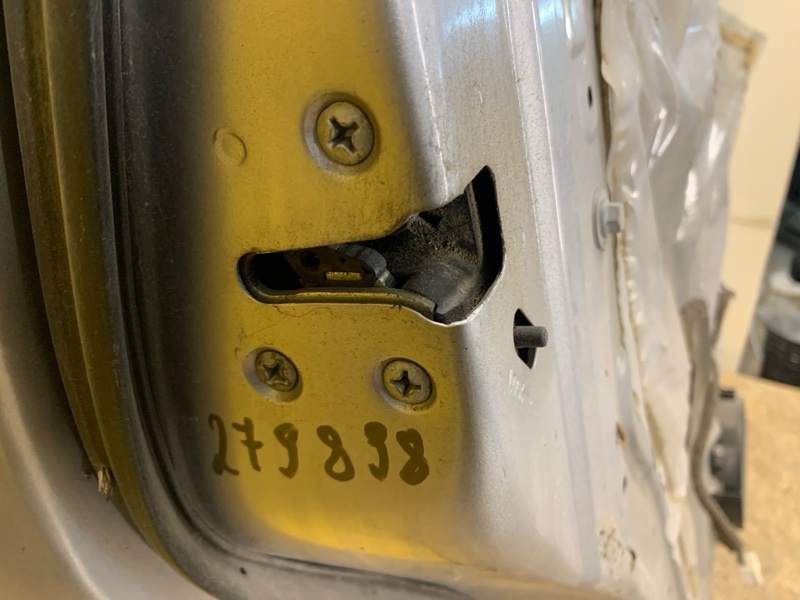 Запчасть замок двери задний левый NISSAN QASHQAI 07-14 82501-JD900 Б/У Замок двери задний левый NISSAN QASHQAI 07-14 82501-JD900 Б/У