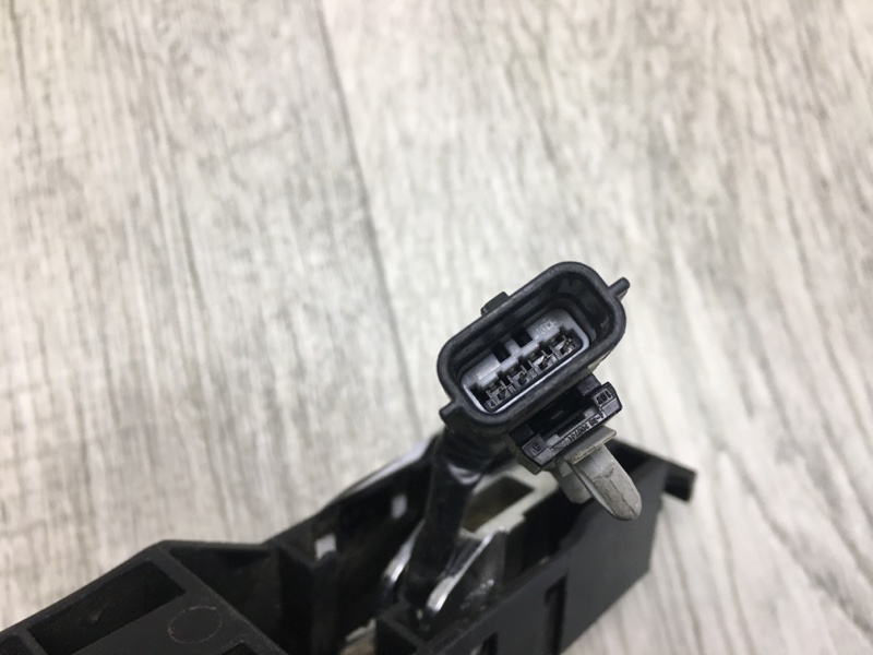 Ручка двери наружная передняя правая X-TRAIL/ROGUE T32 13-20 Ручка двери наружная передняя правая X-TRAIL/ROGUE T32 13-20