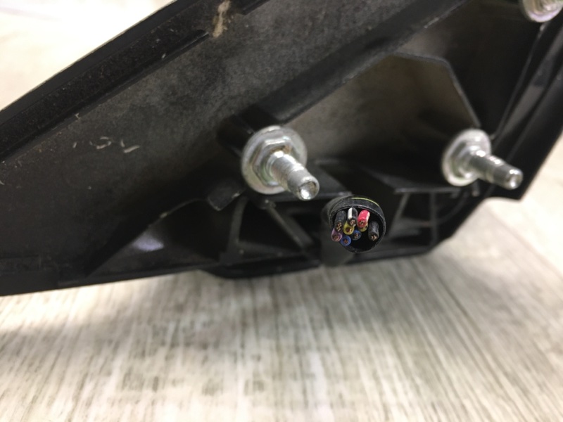 Зеркало правое G25/G35/G37/Q40 06-14