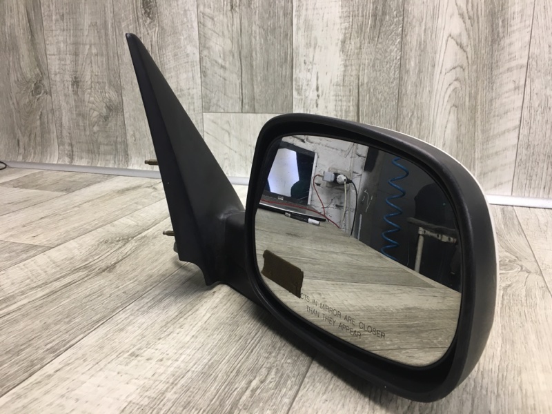 Зеркало правое TUNDRA 99-06