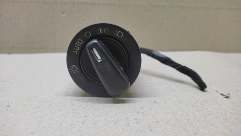 Блок управления освещением DODGE DART 12-16 2015 2.4 ED6 68158243AA Б/У