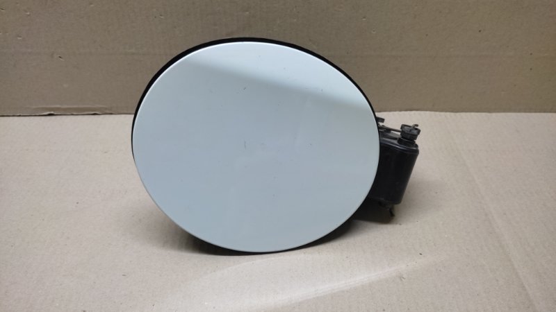 Запчасть лючок топливного бака DODGE DART 12-16 2015 2.4 ED6 68238475AA Б/У Лючок топливного бака DODGE DART 12-16 2015 2.4 ED6 68238475AA Б/У