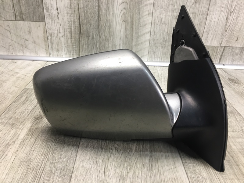 Зеркало правое KIA SEDONA 06-14 VQ 87620-4D311 Б/У