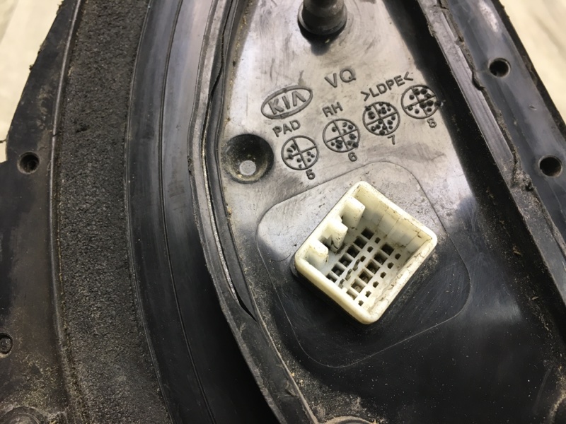 Зеркало правое SEDONA 06-14 VQ