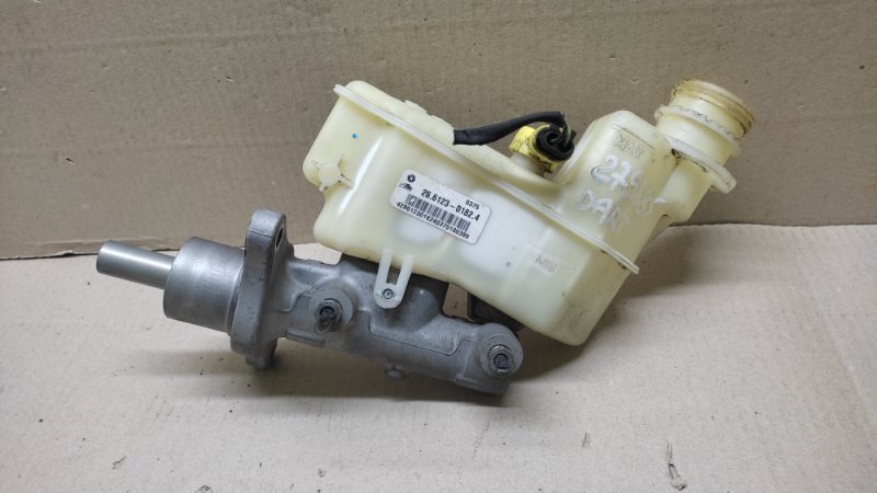 Главный тормозной цилиндр DODGE DART 12-16 2015 2.4 ED6 68192615AA Б/У