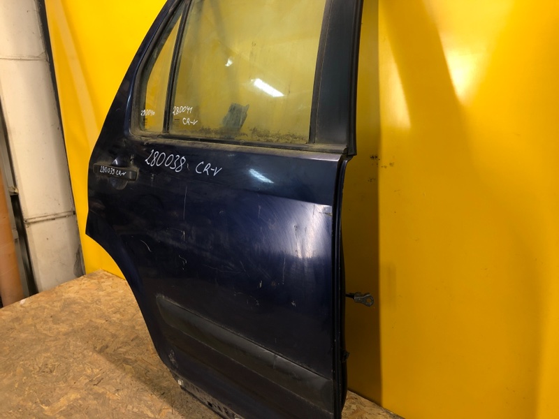 Дверь задняя правая HONDA CRV 02-06