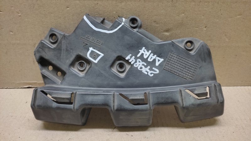 Кронштейн переднего бампера (под фарой) передний правый DODGE DART 12-16 2015 2.4 ED6 68189351AA Б/У