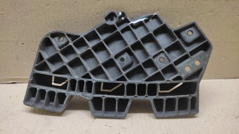 Кронштейн переднего бампера (под фарой) передний правый DART 12-16 2015 2.4 ED6