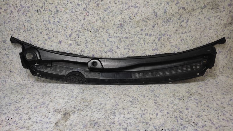 Пластик под лобовое стекло / Жабо DODGE DART 12-16 2015 2.4 ED6 68082729AC Б/У