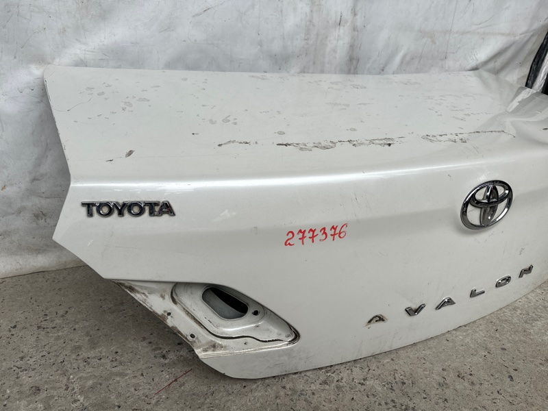 Крышка багажника TOYOTA AVALON 05-12