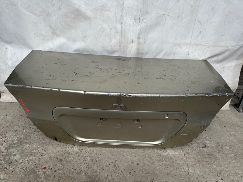 Запчасть крышка багажника MITSUBISHI LANCER IX 9 03-07 5920A020 Б/У Крышка багажника MITSUBISHI LANCER IX 9 03-07 5920A020 Б/У