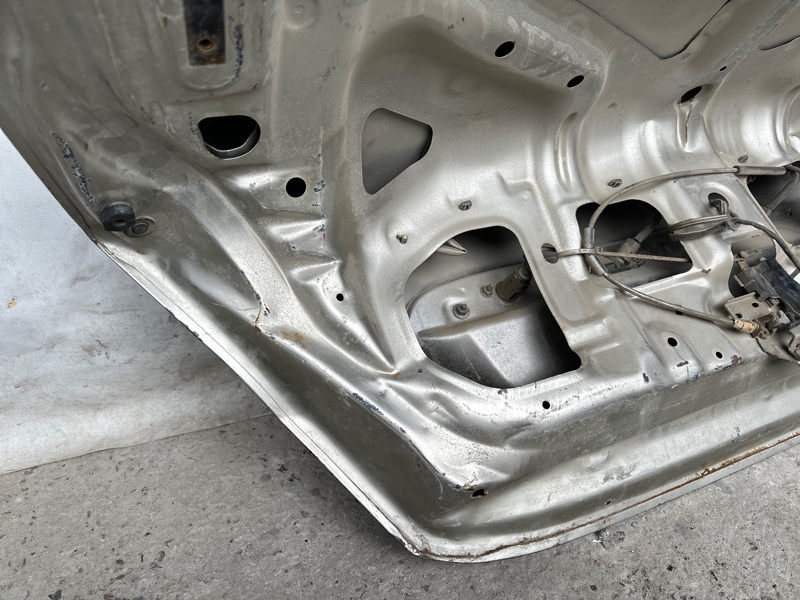 Крышка багажника LANCER IX 9 03-07 Крышка багажника LANCER IX 9 03-07