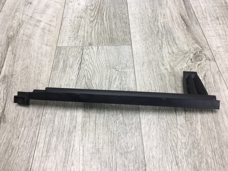 Запчасть направляющая стекла двери задняя правая HYUNDAI ELANTRA MD 10-15 2015 Седан 1.8 835453X000 Б/У Направляющая стекла двери задняя правая HYUNDAI ELANTRA MD 10-15 2015 Седан 1.8 835453X000 Б/У