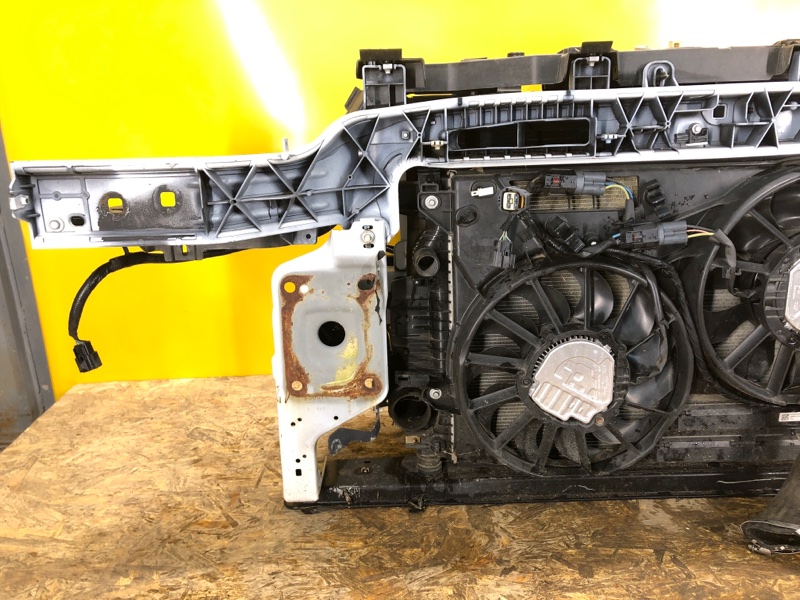 Панель передняя EDGE 15-