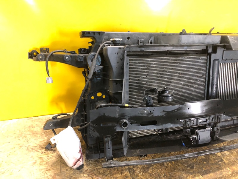 Панель передняя SANTA FE (TM) 18-23