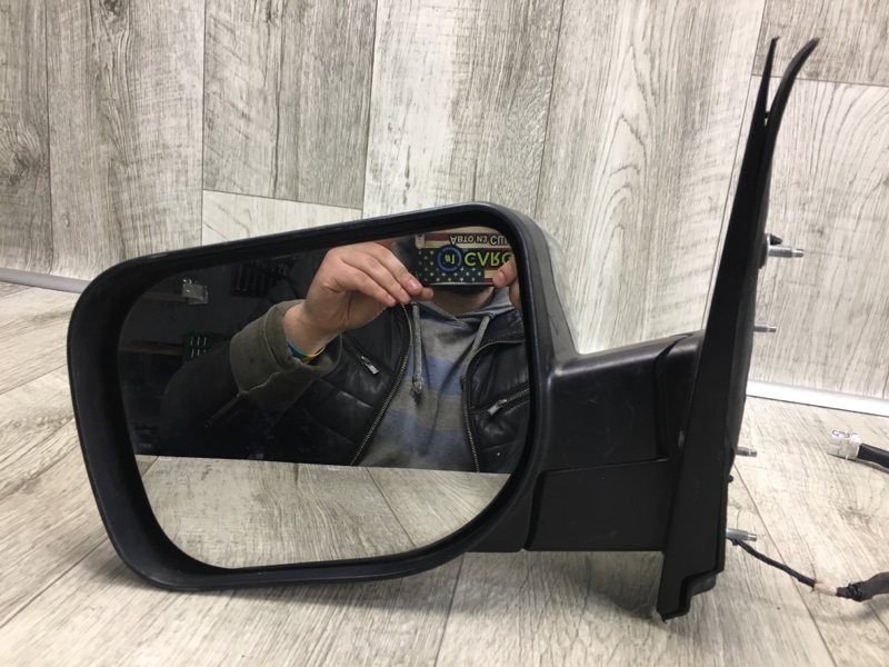 Зеркало левое NISSAN QX56 / TITAN / ARMADA 04-16