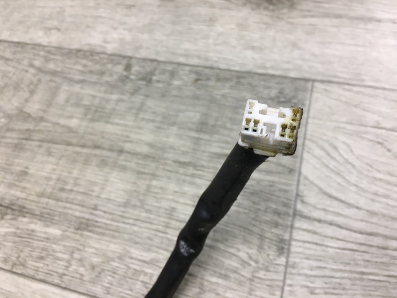 Зеркало правое QX56 / TITAN / ARMADA 04-16 Зеркало правое QX56 / TITAN / ARMADA 04-16