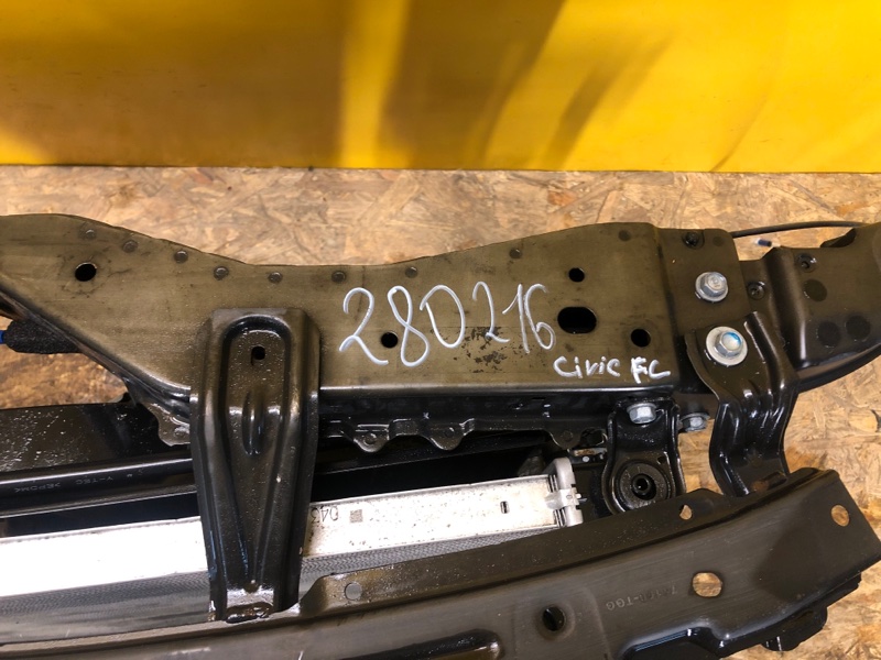 Панель передняя CIVIC FC/FK 15-