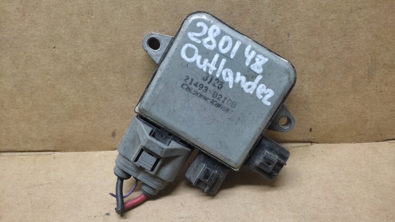 Блок управления вентилятором радиатора INFINITI Q50 15-20 21493-4GA0A Б/У