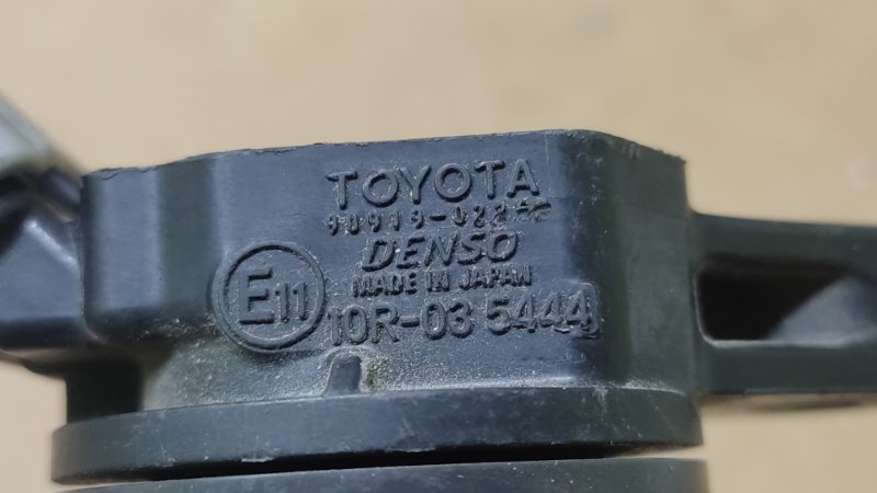 Катушка зажигания TOYOTA AVENSIS 08-18