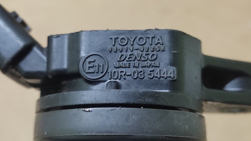 Катушка зажигания TOYOTA AVENSIS 08-18