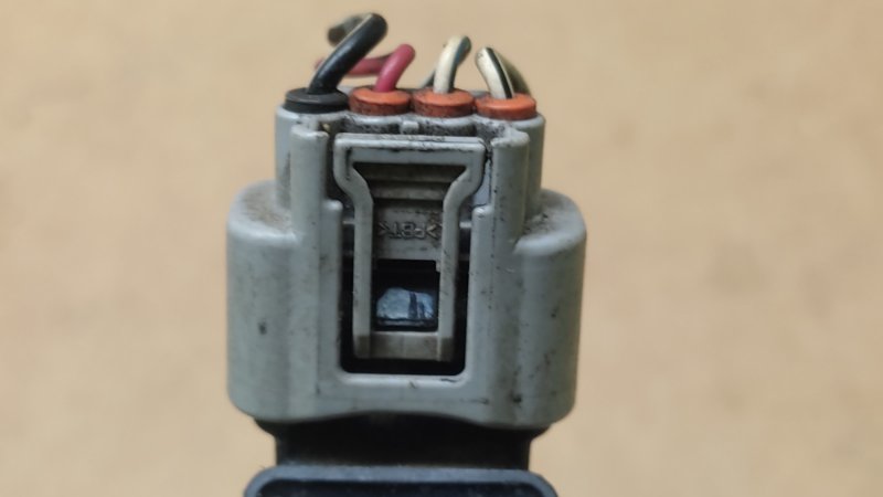 Катушка зажигания TOYOTA AVENSIS 08-18