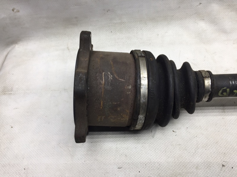 Привод передний левый INFINITI QX56 / TITAN / ARMADA 04-16