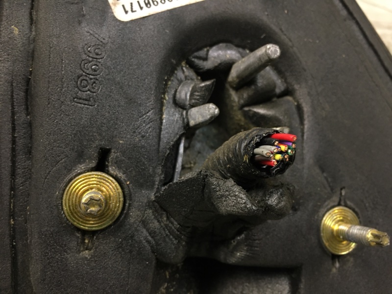 Зеркало левое EXPEDITION 03-06