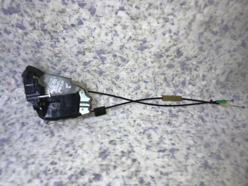 Запчасть замок двери задний правый TOYOTA PRIUS - 30 09-17 69050-47090 Б/У Замок двери задний правый TOYOTA PRIUS - 30 09-17 69050-47090 Б/У