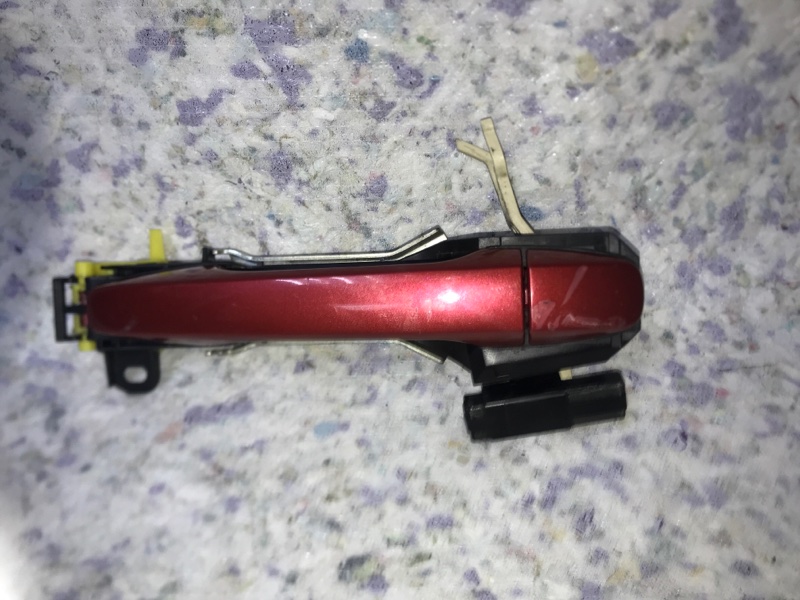 Запчасть ручка двери наружная задняя правая TOYOTA PRIUS - 30 09-17 Б/У Ручка двери наружная задняя правая TOYOTA PRIUS - 30 09-17 Б/У