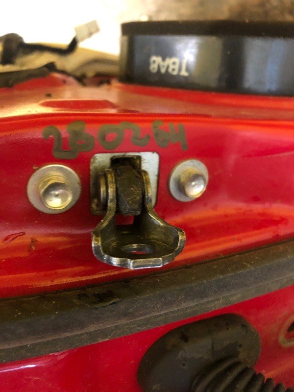 Ограничитель двери задний правый HONDA CIVIC FC/FK 15- 72840-TBA-A01 Б/У