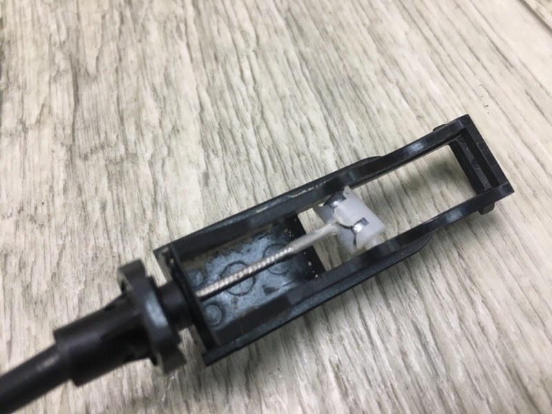 Замок двери задний правый JETTA USA 10-17 2011 Седан CBTA 2.5L