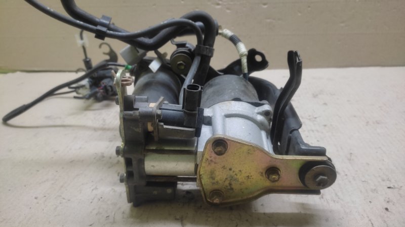 Компрессор пневмоподвески GX470 02-09