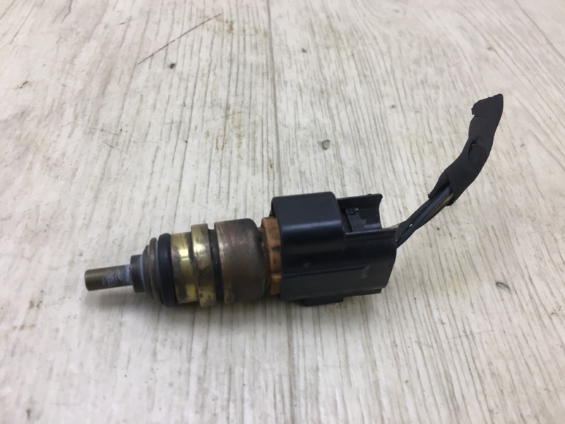 Датчик температуры охлаждающей жидкости KIA SORENTO XM 09-14 XM 2.4 G4KE 392203C010 Б/У