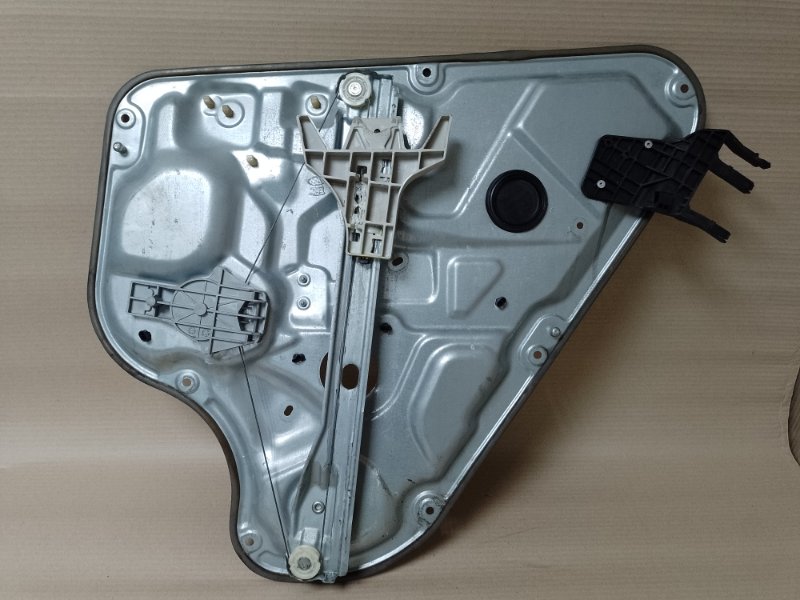 Стеклоподъемник задний левый HYUNDAI ELANTRA HD 06-11 83471-2H010 Б/У