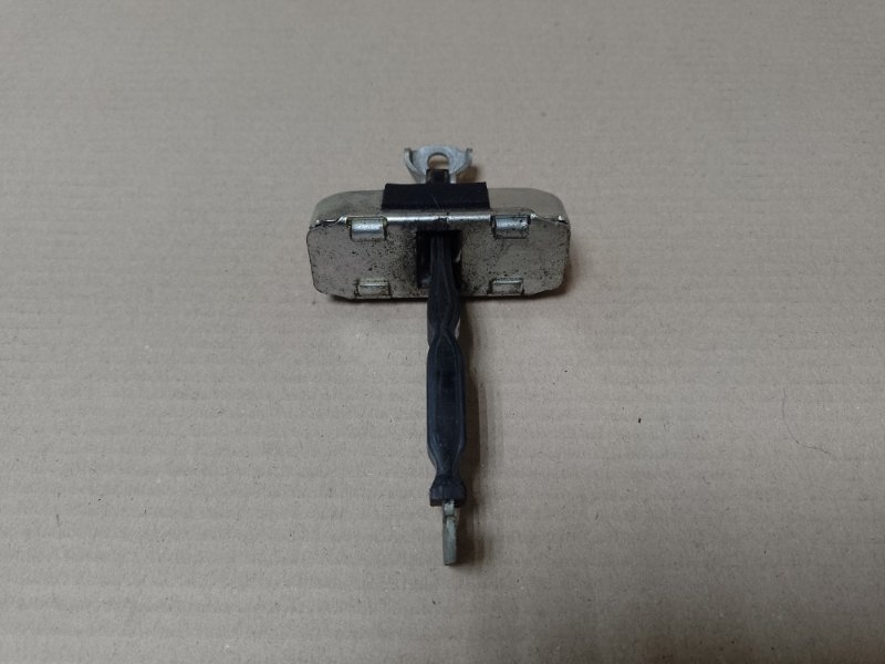 Ограничитель двери задний левый COROLLA 150 06-13