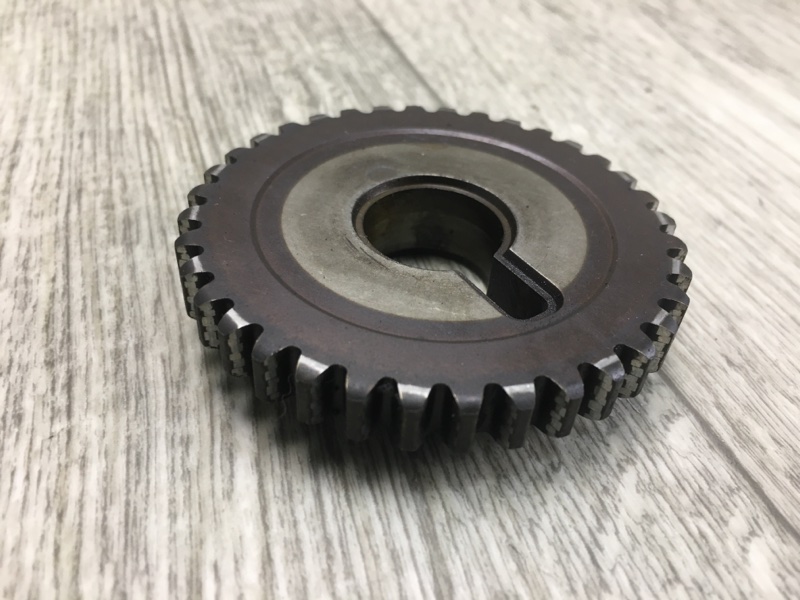 Шестерня распредвала левая M35/M45 04-10 VQ35